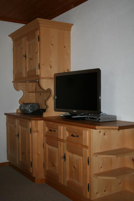 Hus Pravis Apartment Klosters Exterior foto